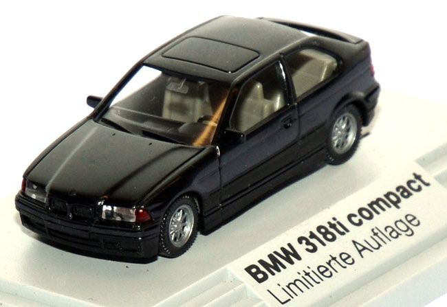 BMW 318ti Compact schwarz