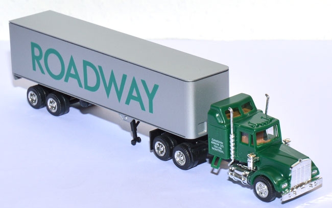 Kenworth CON Sleeper Koffersattelzug Roadway