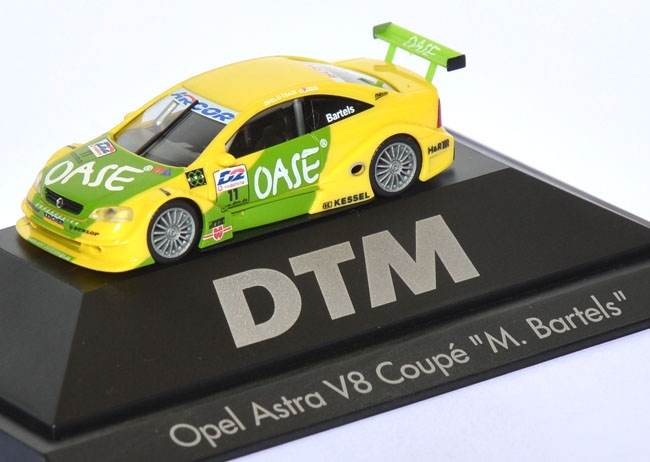 Opel Astra V8 Coupé DTM 2001 Oase, M. Bartels #11