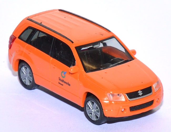 Suzuki Grand Vitara Stadtwerke Bauamt orange