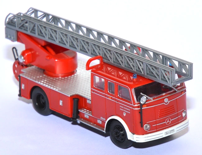 Mercedes-Benz LP329 Pullmann DL 30 Feuerwehr Rheinbach rot