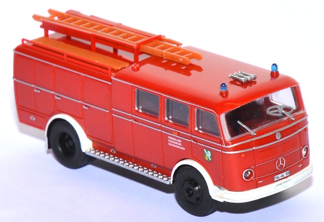 Mercedes-Benz LP31 Pullmann TLF 16 Feuerwehr Neuenkirchen