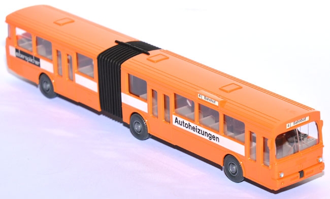 Mercedes-​​​Benz O 305 Schubgelenkbus Eberspächer rotorange