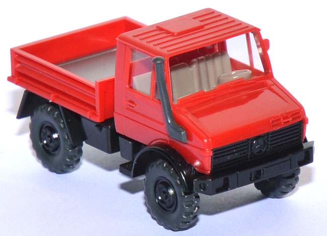 Mercedes-Benz Unimog U 1700 rot