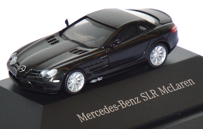 Mercedes-Benz SLR McLaren schwarz