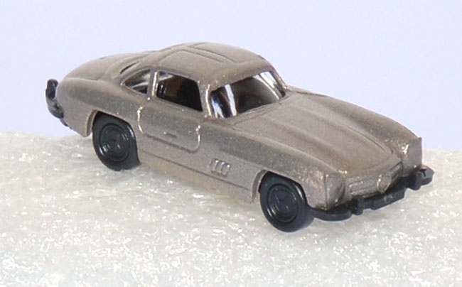 Mercedes-Benz 300 SL Coupé - Pin hellgoldmetallic