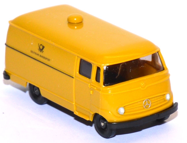 Mercedes-​​Benz L 319 D Kasten Post altgelb