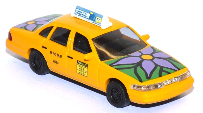 Ford Crown Victoria NYC Taxi Flower Power 49032