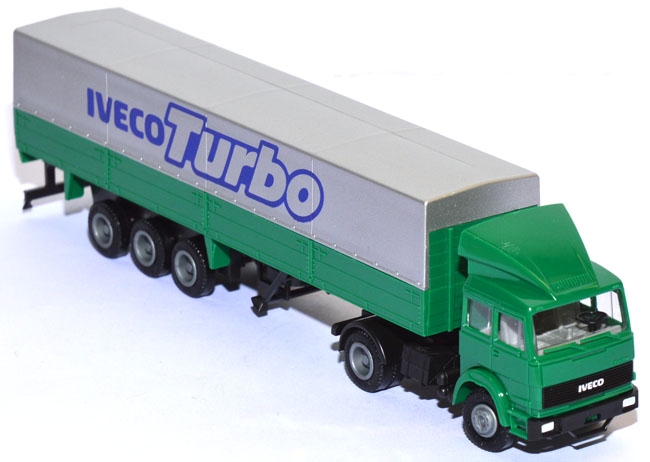 Iveco Turbo Tech Pritschensattelzug grün