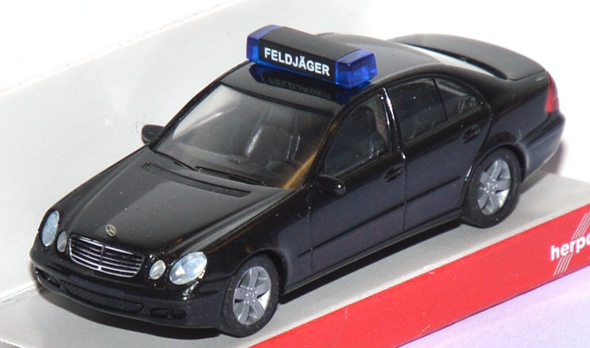 Mercedes-Benz E-Klasse Bundeswehr Feldjäger