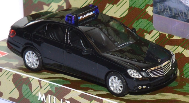 Mercedes-Benz E-Klasse Bundeswehr Feldjäger 44210