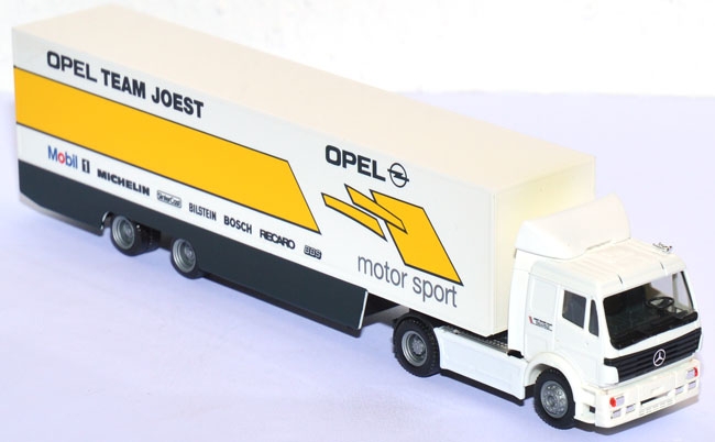 Mercedes-Benz SK Renntransporter Opel Team Joest