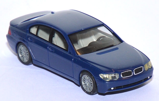 BMW 7er (E65/E66) blau