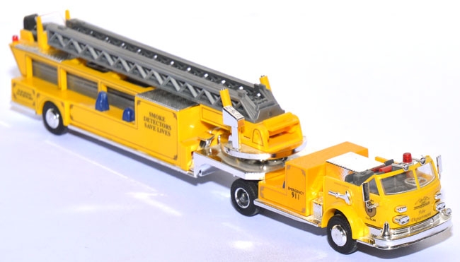LaFrance Cabrio Leitertrailer American Feuerwehr Ladder Co. No. 6 /84