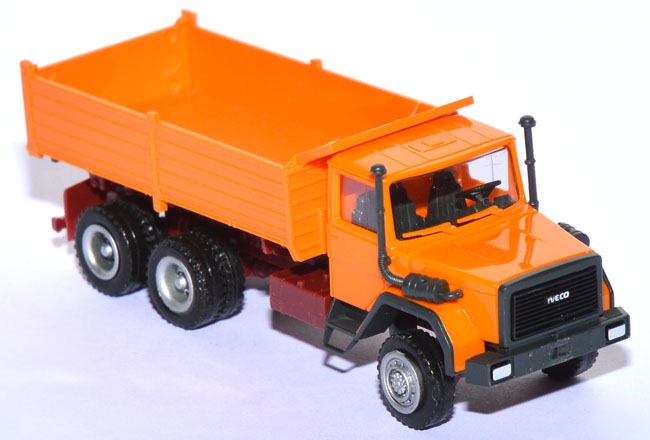 Iveco 256 M Pritschen-Kipper orange