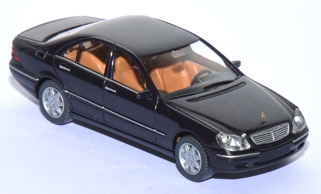 Mercedes-Benz S 500 schwarz