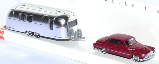 Buick Super Coupé 1950 mit Airstream Wohnwagen 44718