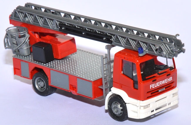 Iveco Eurotec DL Drehleiter Feuerwehr rot