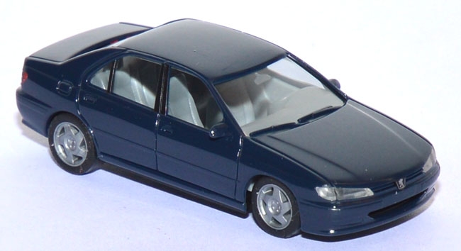 Peugeot 406 dunkelblau