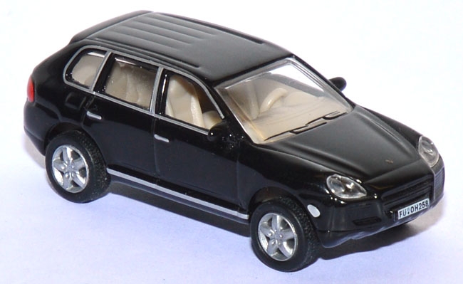 Porsche Cayenne Turbo schwarz