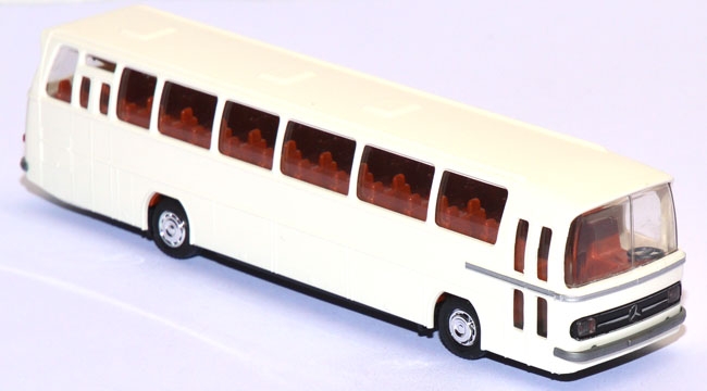 Mercedes-​​​​​​​​Benz O 302 Autobus weiß