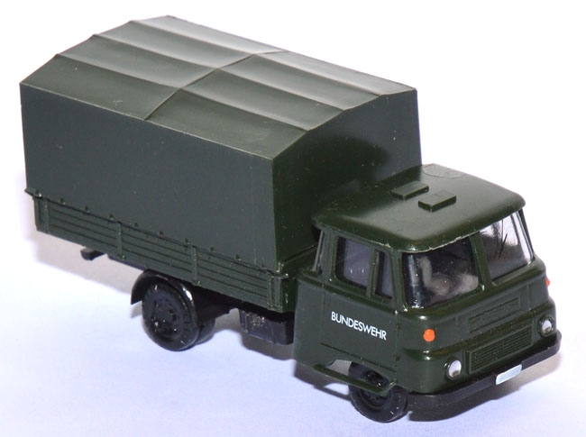 Robur LO 2501 Pritschen-LKW mit Plane Bundeswehr grün