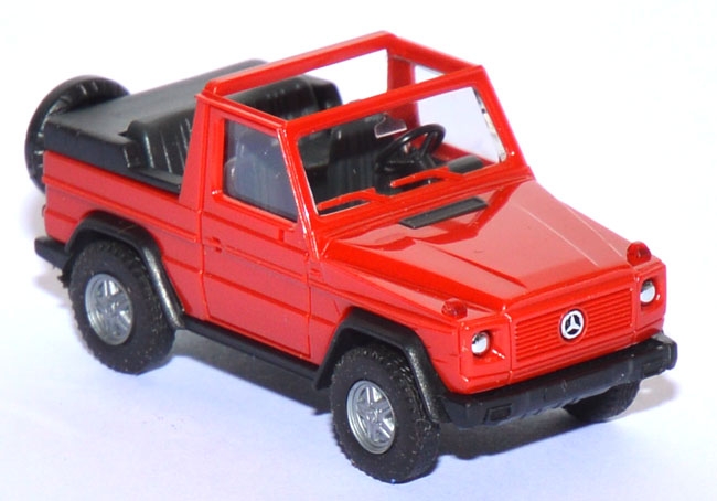 Mercedes-​Benz 300 GE Cabrio rot