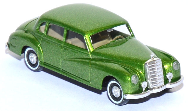 Mercedes-​​​Benz 300 Adenauer gelbgrünmetallic