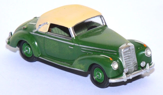 Mercedes-Benz 220 A Cabrio geschlossen grün