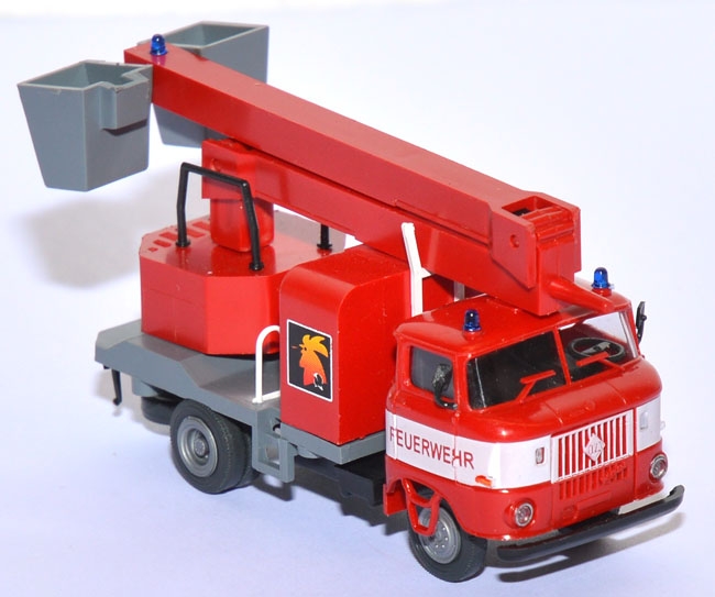 IFA W50 LKW mit Universalmontagemast mit Bauchbinde Feuerwehr Interschutz
