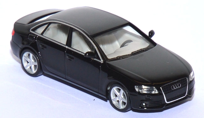 Audi A4 standard schwarz