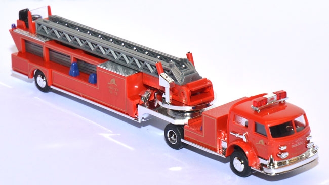 LaFrance Cabrio Leitertrailer American Feuerwehr Ladder Co. No. 21 rot 46004