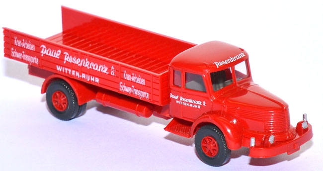 Krupp Titan Pritschen-​​LKW Rosenkranz rot