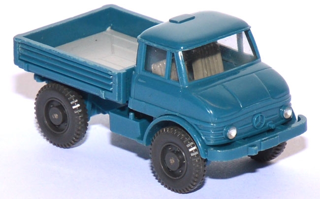 Mercedes-​Benz Unimog U 406 azurblau