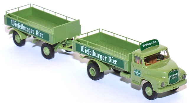 MAN 520 Getränkepritschen-Lastzug Wieselburger Bier Österreich grün