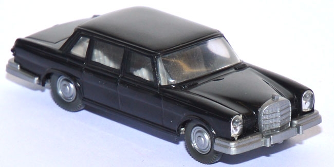 Mercedes-​​Benz 600 schwarz - mit Rahmen - schwarz