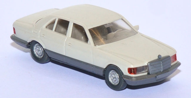 Mercedes-​Benz 500 SE grauweiß