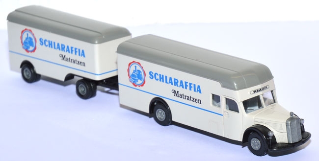 Mercedes-​​Benz L 6600 Kofferlastzug Scharaffia Matratzen