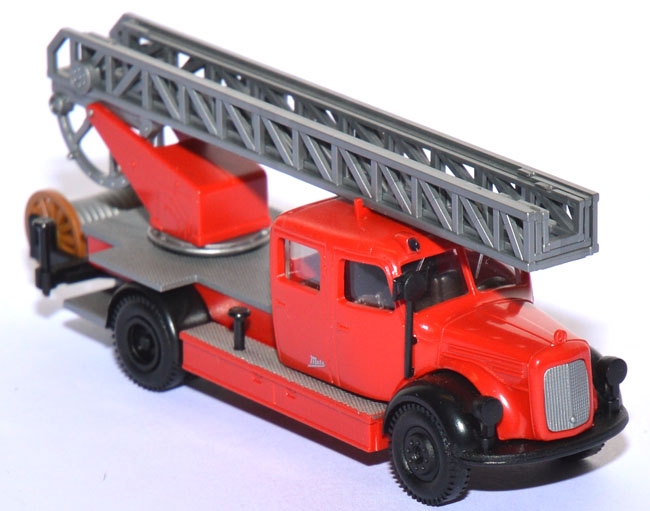 Mercedes-​Benz L 311 Metz Drehleiter DL 25 Feuerwehr