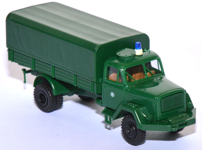 Magirus 125 Pritschen-LKW Polizei grün