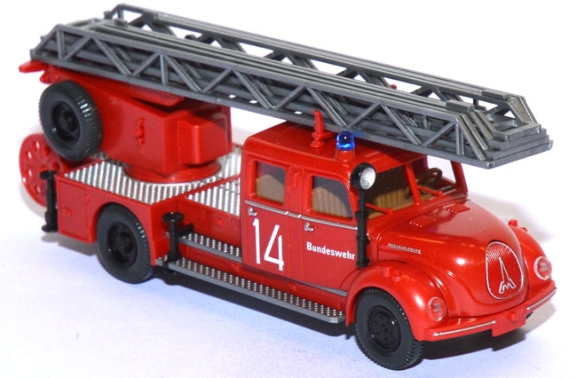 Magirus Mercur 125 Drehleiter DL 25 Feuerwehr BW Fliegerhorst karminrot