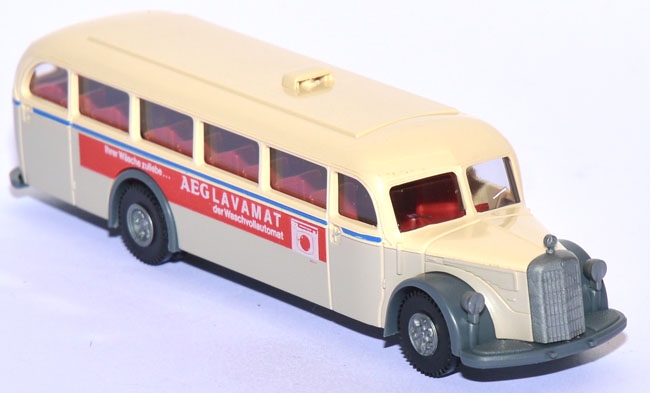 Mercedes-​Benz Bus O 5000 AEG Lavamat cremeweiß