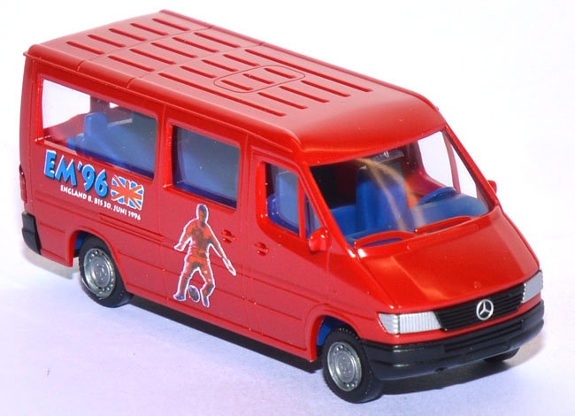 Mercedes-​​Benz Sprinter Bus Fußball EM 1996 kaminrot