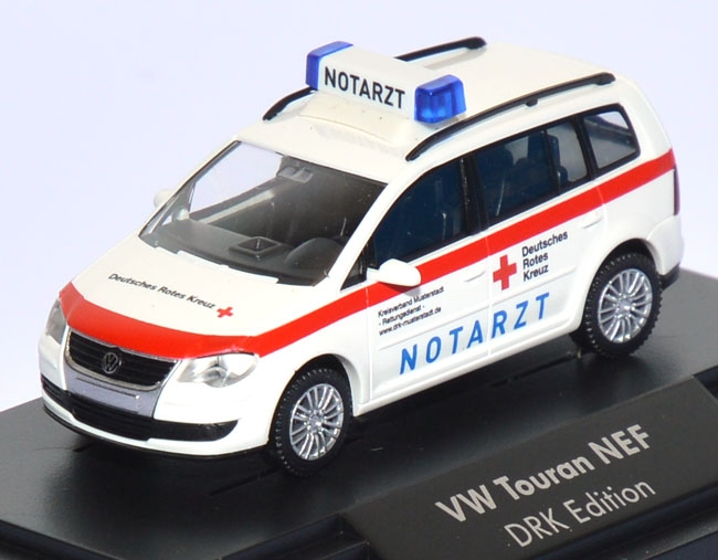 VW Touran NEF Notarzt-​Einsatzfahrzeug - DRK Edition weiß