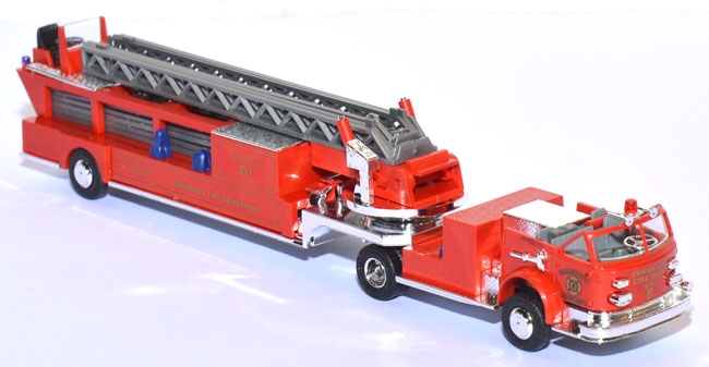 LaFrance Cabrio Leitertrailer American Feuerwehr rot 46023