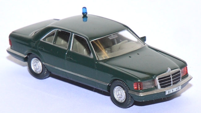 Mercedes-Benz 280 SE BGS GSG 9 tannengrün