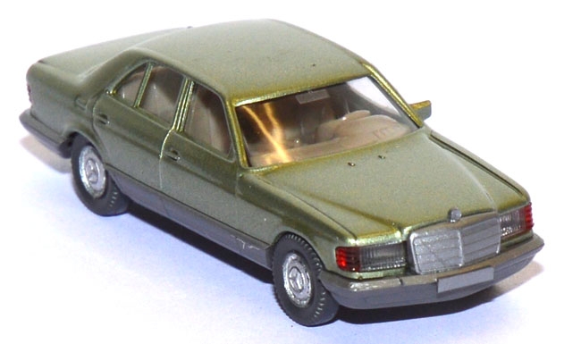Mercedes-​​​​​Benz 500 SE lindgrünmetallic
