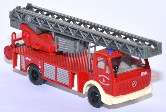 Mercedes-​​Benz NG 1619 DLK 23-12 Metz Drehleiter Feuerwehr Frankreich