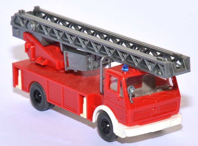 Mercedes-​Benz NG 1619 DLK 23-12 Metz Drehleiter Feuerwehr hellrot