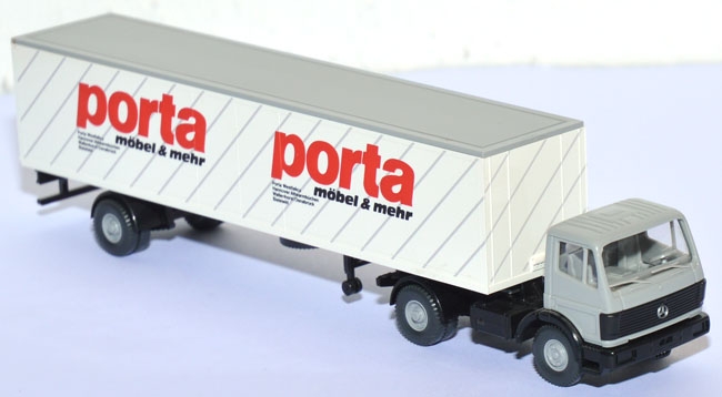 Mercedes-​Benz SK 1744 Koffersattelzug Porta